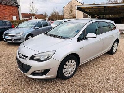 Gebraucht Opel Astra Selection 101 PS (74 kW) 2013 Silber Kombi