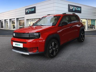 Usata Fiat Grande Panda La Prima 101 CV (74 kW) 2025 Rosso Utilitaria