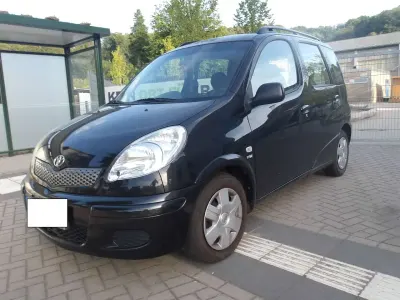 Gebraucht Toyota Yaris 84 PS (61 kW) 2003 Other Kombi