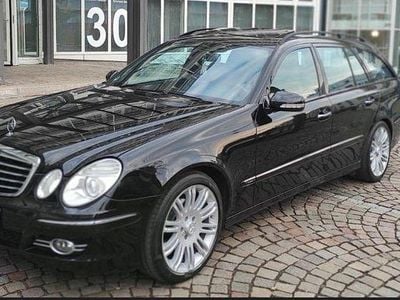 Usata Mercedes E280 190 CV (139 kW) 2007 Nero Station wagon