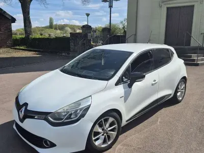 Gebraucht Renault Clio IV LIMITED 90 PS (66 kW) 2016 Limousine