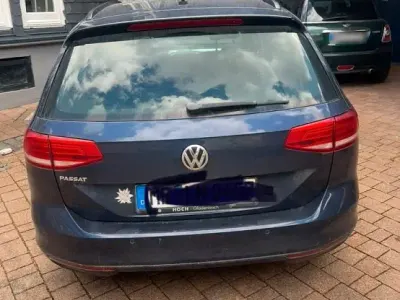 Gebraucht VW Passat 150 PS (110 kW) 2015 Blau Kombi