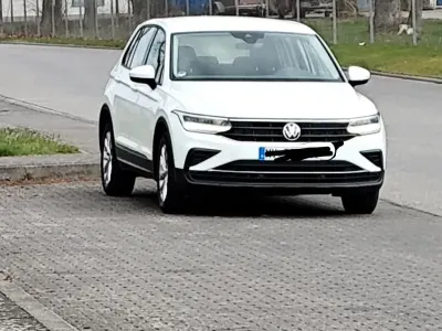 Gebraucht VW Tiguan 131 PS (96 kW) 2020 Weiß SUV