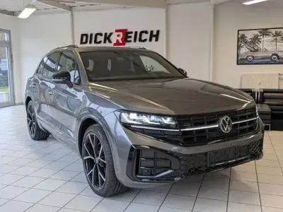 Gebraucht VW Touareg R-line 286 PS (210 kW) 2025 Grau SUV