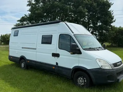 Gebraucht Iveco Daily 136 PS (100 kW) 2012 Weiß Van / Kleinbus