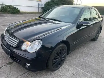Gebraucht Mercedes C200 163 PS (119 kW) 2005 Schwarz Limousine