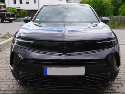 Gebraucht Opel Mokka-e 100 kW (136 PS) 2023 Schwarz SUV