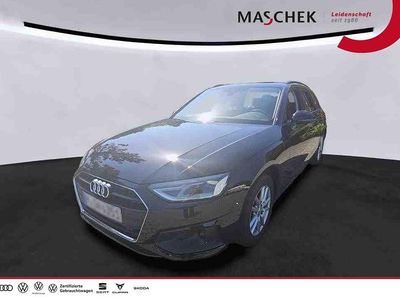 Brillantschwarz Gebraucht 2023 Audi A4 Sport Kombi | 21.640 € (Superpreis)