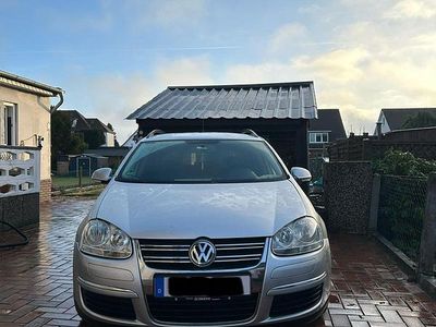 Silber Gebraucht 2008 VW Golf V Comfortline Kombi | 2.400 € (Guter Preis)