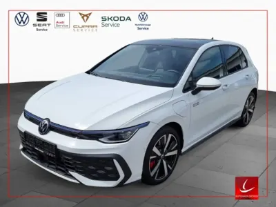 Gebraucht VW Golf VIII GTE 272 PS (200 kW) 2024 Weiß Limousine