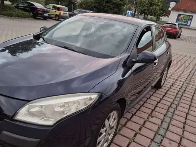 Gebraucht Renault Mégane III Expression 101 PS (74 kW) 2009 Limousine