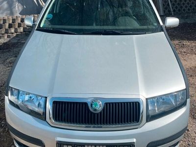 gebraucht Skoda Fabia 1,4 BENZIN KOMBI 75 PS SILBER KLIMA