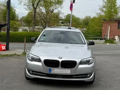 Second-hand BMW 525 Sport Line 218 CP (160 kW) 2012 Argintiu Berlinǎ