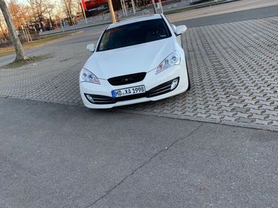 gebraucht Hyundai Genesis 3.8 V6 - 69.000 km / Tüv bis 02/2026