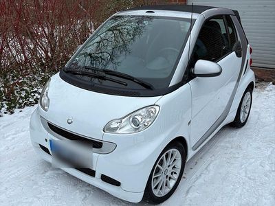 Weiß Gebraucht 2011 Smart ForTwo Cabrio Cabrio | 7.800 € (Etwas zu teuer)
