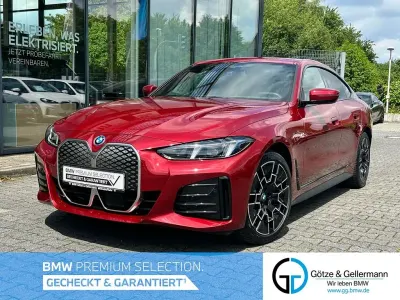 Gebraucht BMW i4 M Sport 250 kW (340 PS) 2025 Fire red Limousine
