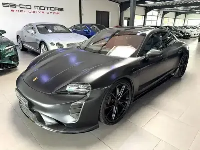Second-hand Porsche Taycan Turbo S 560 kW (762 CP) 2022 Negru Berlinǎ