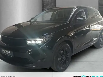 Używany Opel Grandland X GS Line 131 KM (96 kW) 2024 Czarny SUV
