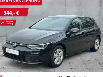 Brugt VW Golf VIII Life 150 HK (110 kW) 2023 Sort Sedan