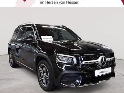 Mercedes GLB220