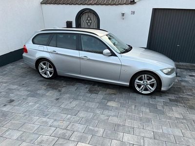Usata BMW 320 220 CV (161 kW) 2011 Argento Station wagon