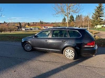 Gebraucht VW Golf VII Comfortline 105 PS (77 kW) 2012 Schwarz Kombi