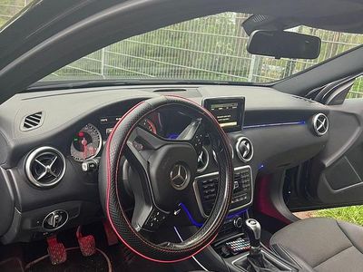 Brugt Mercedes A180 122 HK (89 kW) 2015 Sort Sedan