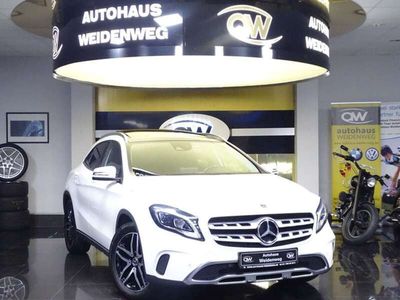 gebraucht Mercedes GLA180 Urban Pano Navi LED Cam PDC erst 69015KM