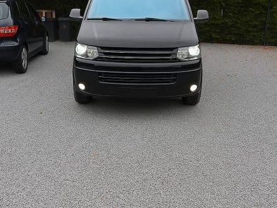 Gebraucht VW Multivan 179 PS (131 kW) 2011 Schwarz Van