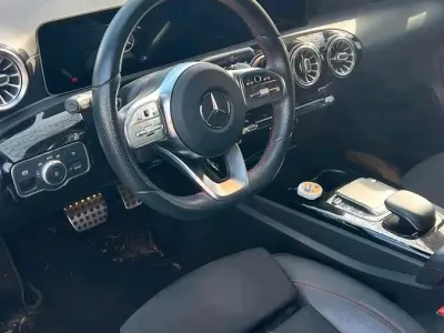 Gebraucht Mercedes A180 AMG line 136 PS (100 kW) 2020 Schwarz Limousine