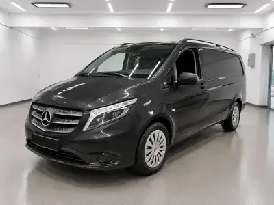 Gebraucht Mercedes Vito 190 PS (139 kW) 2019 Grau Van