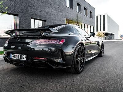 Mercedes AMG GT R