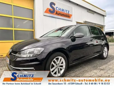 Gebraucht VW Golf VII Comfortline 150 PS (110 kW) 2017 Schwarz Limousine