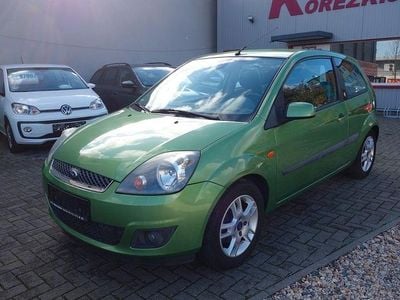 Gebraucht Ford Fiesta Ghia 80 PS (58 kW) 2007 Grün Kleinwagen