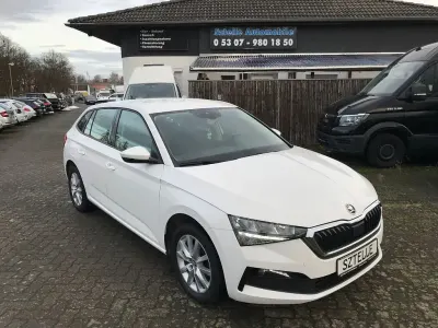 Gebraucht Skoda Scala Ambition 116 PS (85 kW) 2020 Weiß Kleinwagen