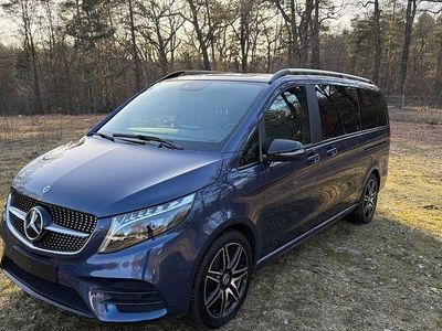 Gebraucht Mercedes V250 AMG 190 PS (139 kW) 2023 Blau Van / Kleinbus