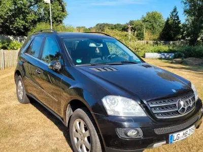 Gebraucht Mercedes ML280 190 PS (139 kW) 2007 Schwarz SUV