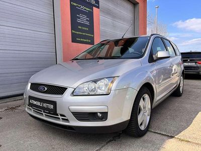 Gebraucht Ford Focus Style 101 PS (74 kW) 2007 Polarsilber metallic Kombi