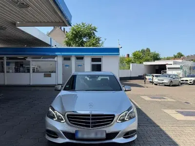 Second-hand Mercedes E250 211 CP (155 kW) 2013 Argintiu Berlinǎ