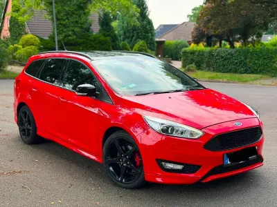 Gebraucht Ford Focus Sport 150 PS (110 kW) 2017 Rot Kombi