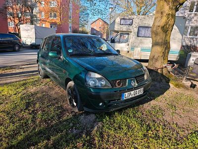 Second-hand Renault Clio II 60 CP (44 kW) 2001 Hatchback