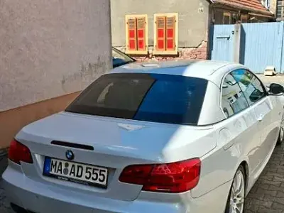 Gebraucht BMW 320 Cabriolet M Sport 170 PS (125 kW) 2011 Weiß Cabrio