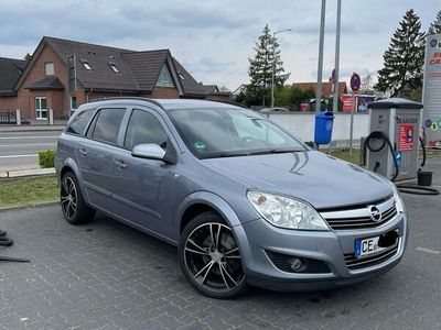 gebraucht Opel Astra Caravan Automatik *Top Zustand*