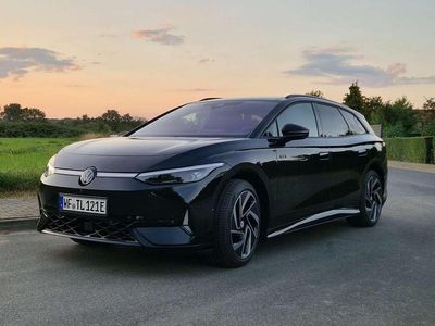 Gebraucht VW ID.7 GTX 250 kW (340 PS) 2025 Schwarz Kombi