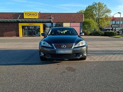 Gebraucht Lexus IS220d 177 PS (130 kW) 2010 Grau Limousine