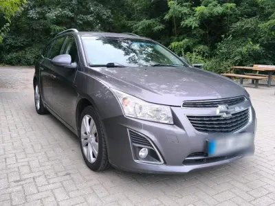 Gebraucht Chevrolet Cruze 140 PS (102 kW) 2013 Grau Kombi