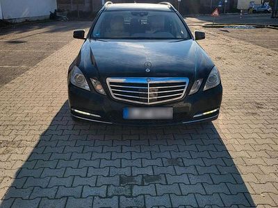Gebraucht Mercedes E350 231 PS (169 kW) 2010 Schwarz Kombi