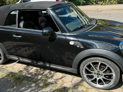 Gebraucht Mini One Cabriolet 72 PS (52 kW) 2010 Schwarz Cabrio
