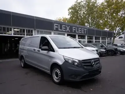 Gebraucht Mercedes Vito 136 PS (100 kW) 2020 Brillantsilber metallic Van