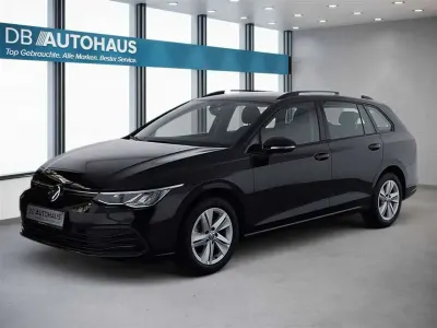 Gebraucht VW Golf VIII Life 110 PS (80 kW) 2024 Schwarz Kombi